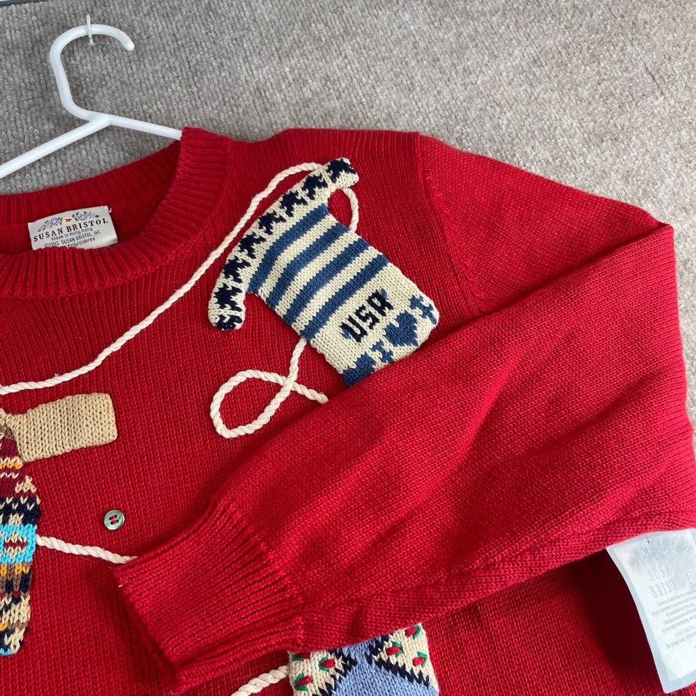 Susan Bristol Red Hand Embroidered Sweater M Mittens Jumpers‎ USA